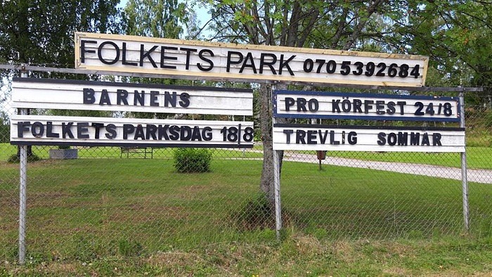 Kör – fest! Rocka loss och följ med på en nostalgitripp!