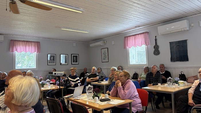 Polisen och kommunen fortsätter informera äldre om bedrägerier