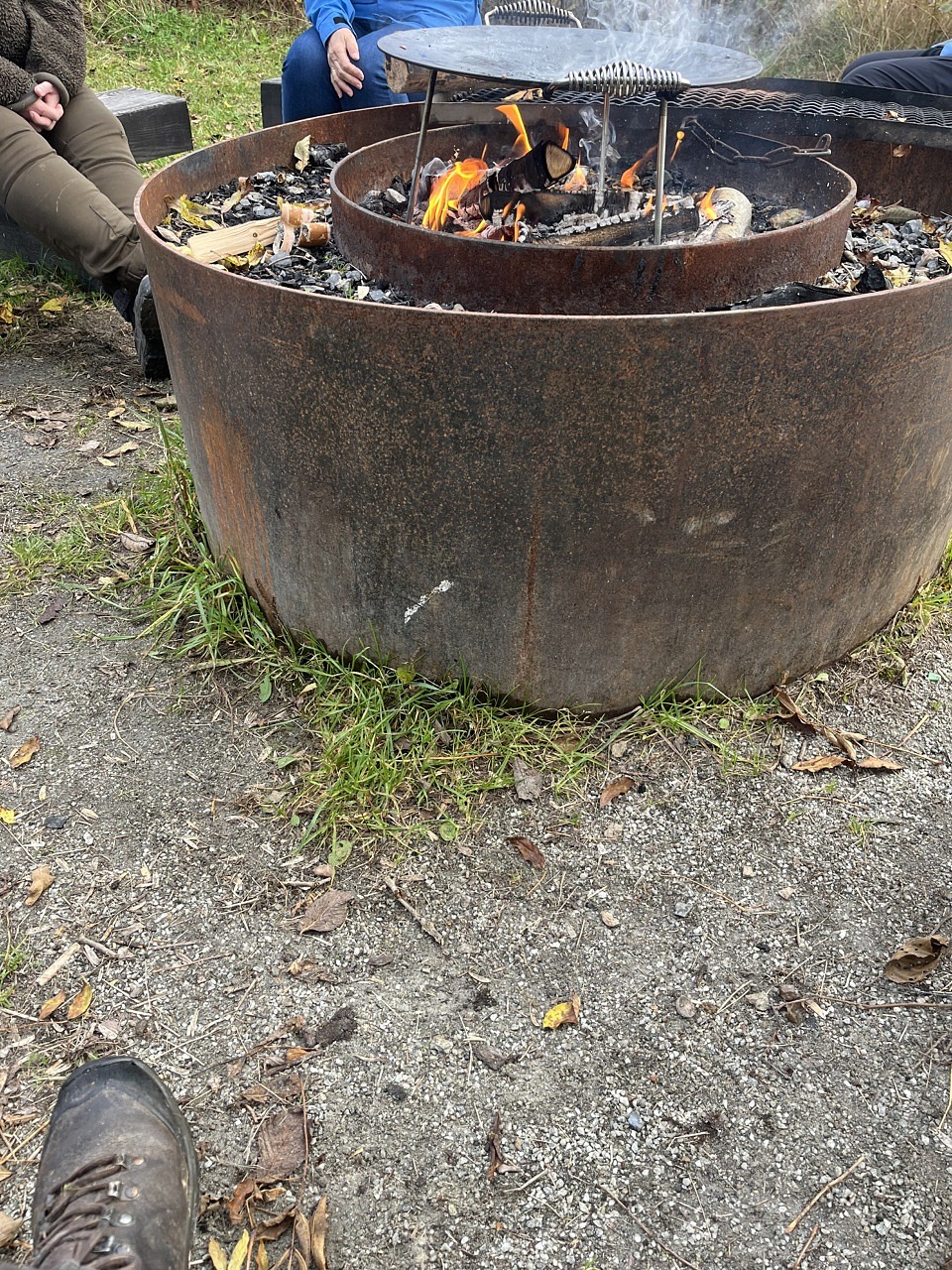 Öppen eld i naturen.